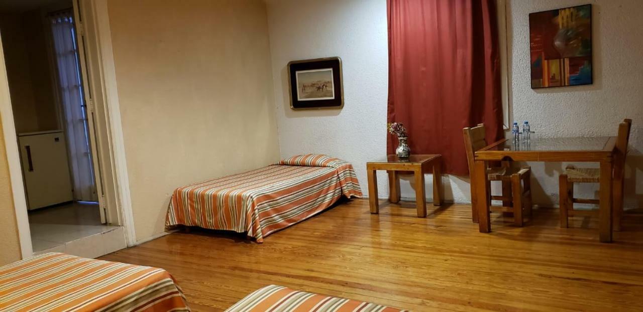 Anys Hostal Mexico Extérieur photo
